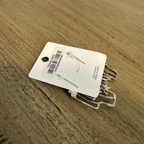 Wildflowers Pink and Silver Floral Earrings - Picture 2 of 2